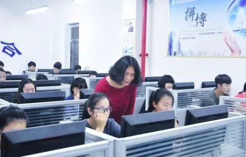 电子商务专业要学唱歌吗