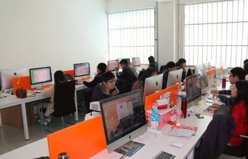 大学专业电子商务有用吗
